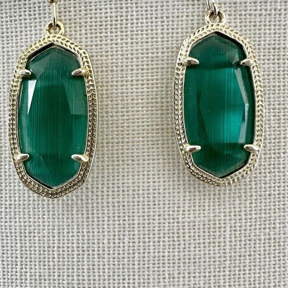 Kendra Scott Dani earrings in gold and emerald cat's eye - Picture 1 of 9